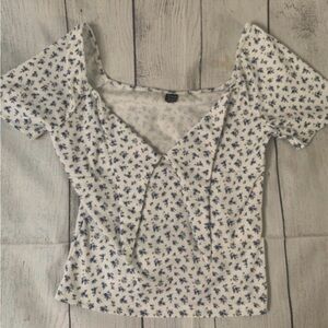 SHEIN Blue Floral Print Short Sleeve Top